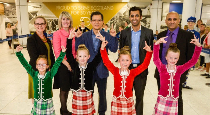 First-ever Korean chartered flight lands in Scotland