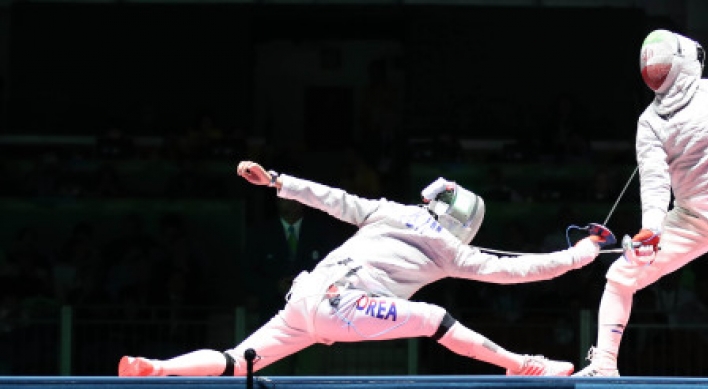 Korean Kim Jung-hwan wins fencing bronze