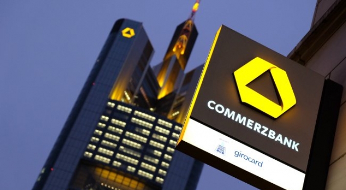 Samsung consortium buys Commerzbank Tower