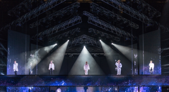 Big Bang goes all out for 10th anniversary concert