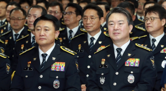 Park appoints controversial new police chief