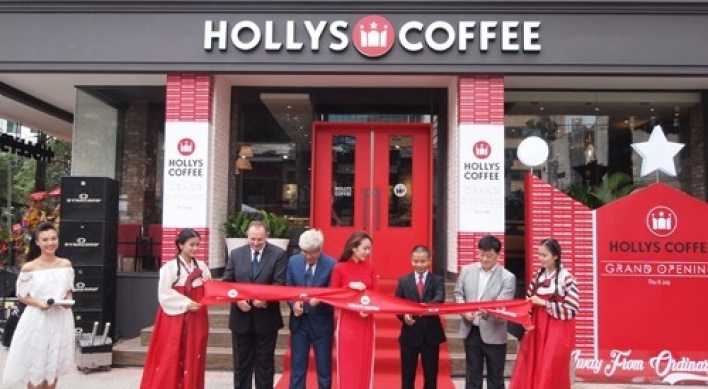 Hollys Coffee to short-list bidders for October final bid