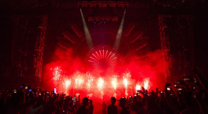 Ultra rocks Asia with radio-friendly groove