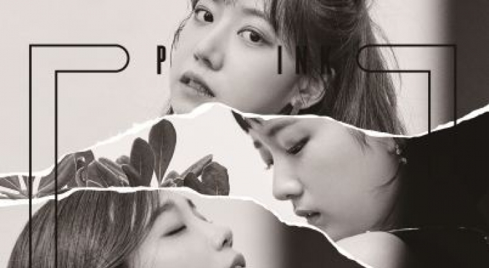 Apink tops music charts