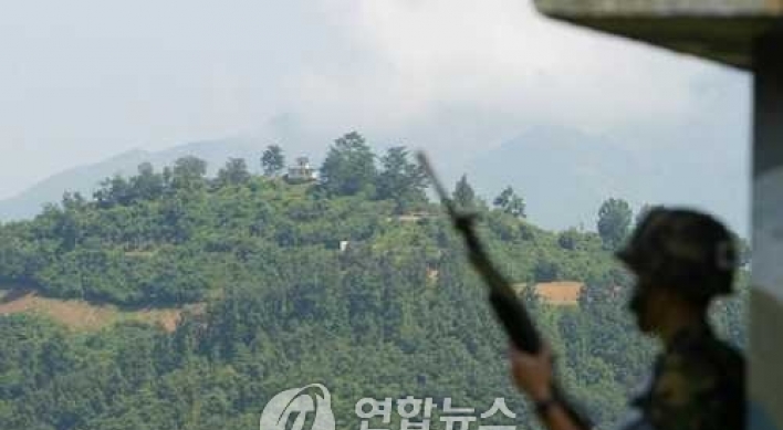 N. Korean soldier crosses border to defect to S. Korea: military
