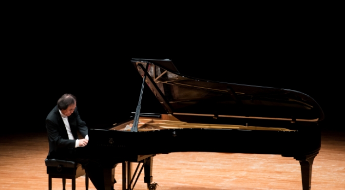 Pianist Paik gives back to fans through ‘Gift’ concert