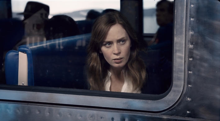 ‘Girl on the Train’ doesn’t stay on the rails