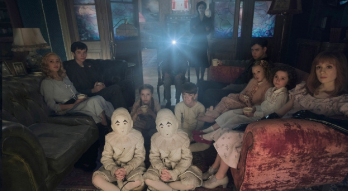 ‘Miss Peregrine’ is familiar, yet fun