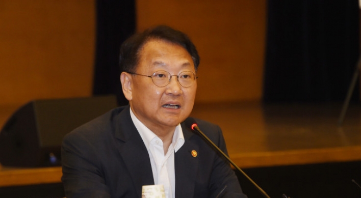‘More room’ to cut interest rate for S. Korea: minister