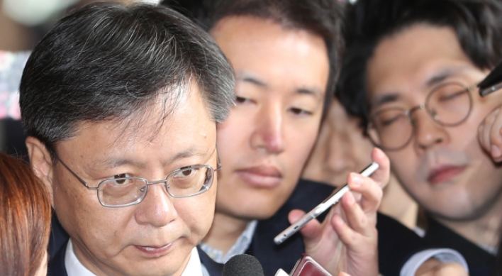 Choi scandal probe closes in on president