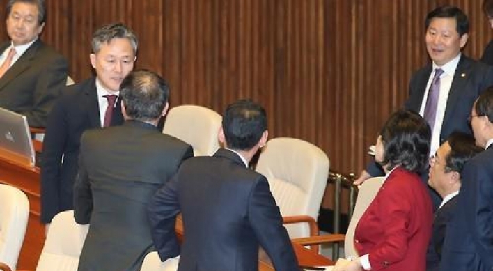 여당, '공무집행방해' 표창원 고소