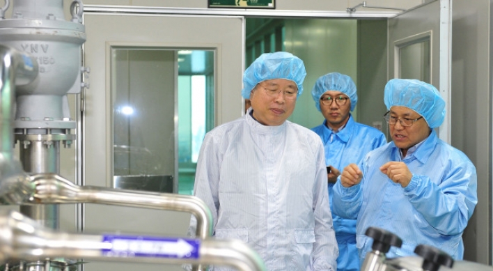 LG Chem chief renews pledge to boost biopharma business