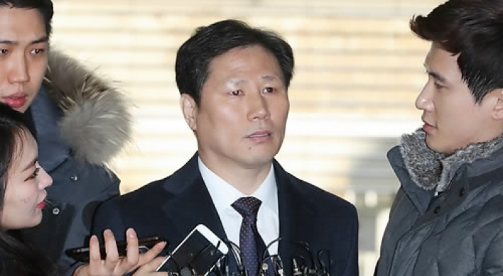 Park’s former aide Ahn Bong-geun questioned