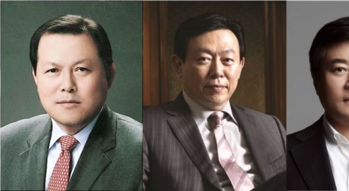 Lotte names new executives, restructures group