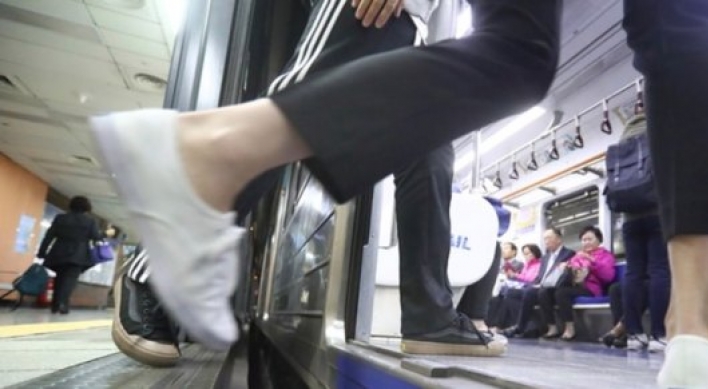 Seoul struggles to combat rising illegal subway rides