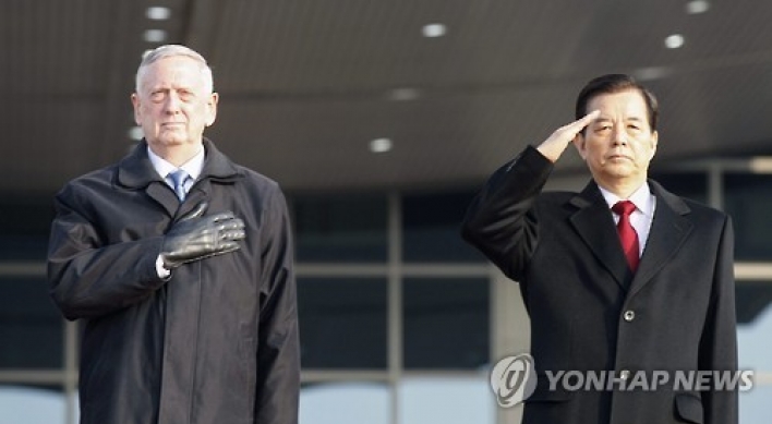 Korea, US defense chiefs vow to fight against any attack