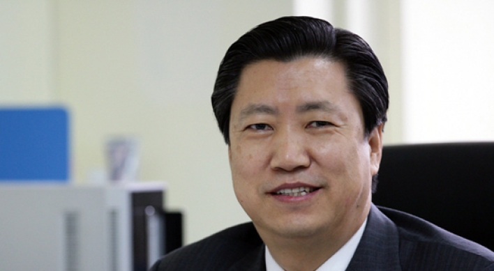 Min Dong-seok elected head of HUFS Alumni Association