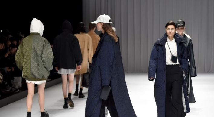 Gender-bending fashion on Tokyo runway bang on trend