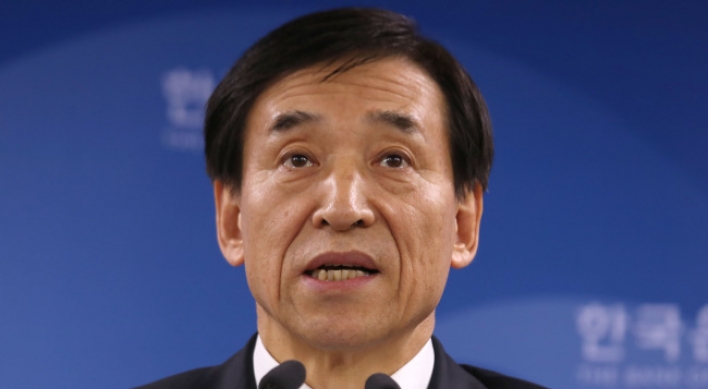 BOK chief says US expansionary fiscal policies to help world economy