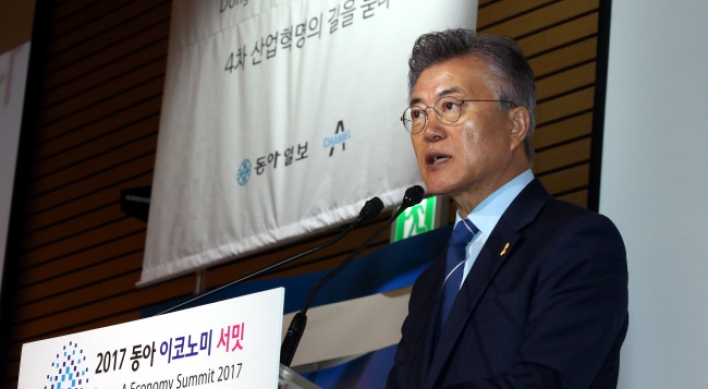 Rival parties want parliament to look into front-runner Moon's controversies