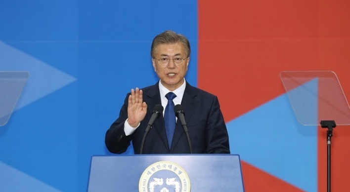 Moon Jae-in calls for unity, vows THAAD talks with US, China