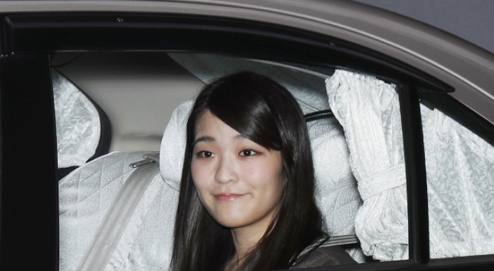 Japan's Princess Mako to marry ocean-loving legal assistant