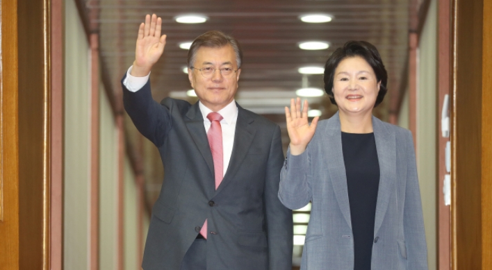 President Moon returns home after G-20 summit