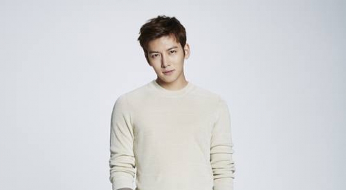 Actor Ji Chang-wook: 'I'm late but will have fun in military'