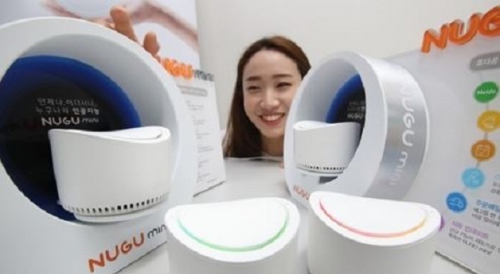 SK Telecom posts robust sales of portable AI device on first day