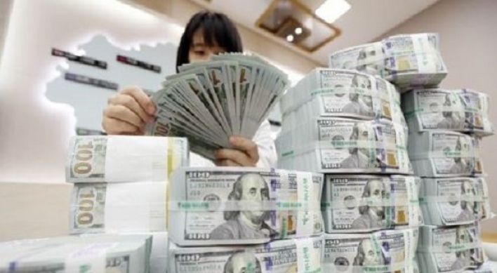 Banks' foreign currency deposits rise in July