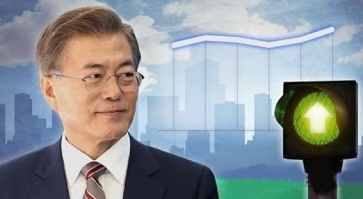 Moon's approval rating rises to 74.4%