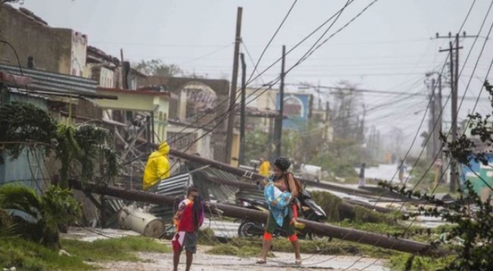 Hurricane Irma lashes Cuba; Jose poses threat elsewhere