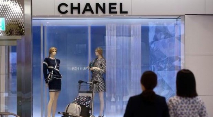 Foreign luxury brands hike prices amid arrival of wedding season: sources