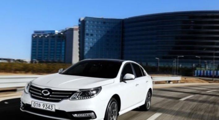Renault Samsung launches upgraded SM5 sedan without price hikes