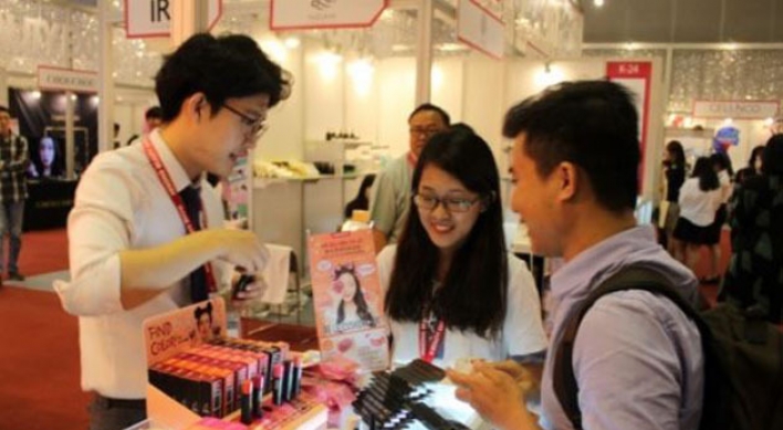 Korea's cosmetics exports to ASEAN jump 31.6% in 2016