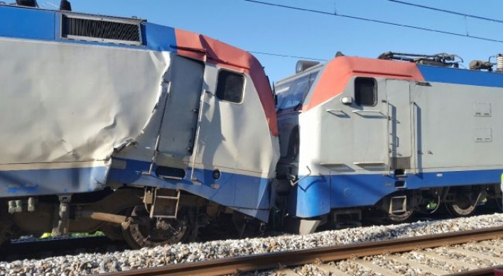 Train collision in Gyeonggi leaves 1 dead, 6 injured