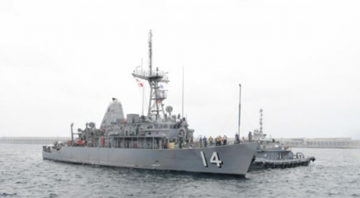 US Navy's mine-clearing ship in Jeju port