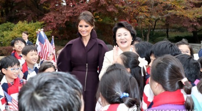 S. Korean, US first ladies seek rapport with tea time, confab, stroll