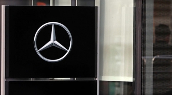 Mercedes, BMW, Porsche fined 70 bln won for false emissions reports