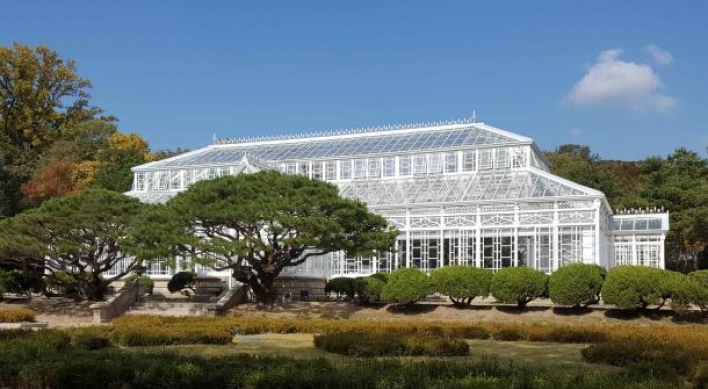 Victorian-style greenhouse in Changgyeonggung reopens