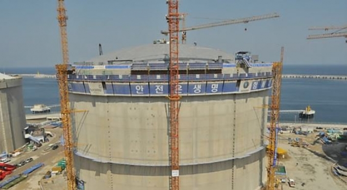 Court fine builders for rigging bids for LNG storage tank construction projects