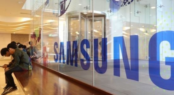 Samsung sales expected surpass Intel this year