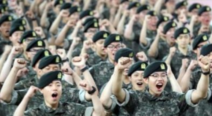Army to develop new combat uniform