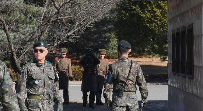 [Breaking] North Korean soldier defects to South via DMZ