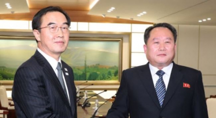 Two Koreas set for military talks, but challenges remain