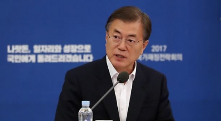 President Moon to meet SME, venture firm leaders