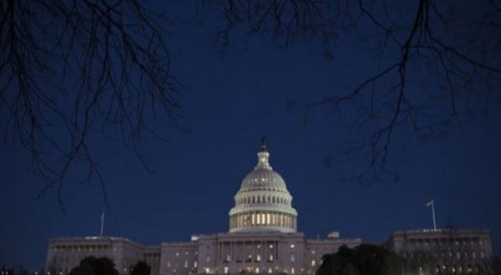 [Newsmaker] US government shuts down; Dems, GOP blame each other