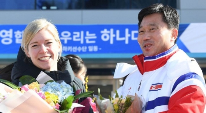 NK hockey players, Olympic advance team arrive in S. Korea