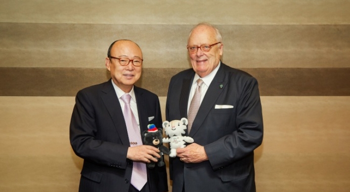 Hanwha Chairman Kim, Feulner discuss Korea-US ties, PyeongChang Olympics