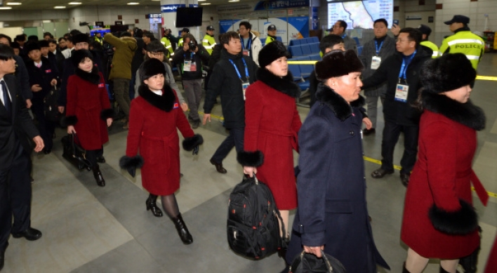 North Korean athletes land in South for PyeongChang Olympics